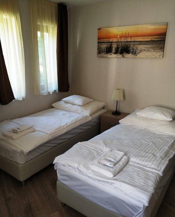 Terrasun Apartments Balatonszarszo Esterno foto